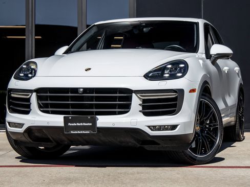 Certified 2018 Porsche Cayenne Turbo image 1