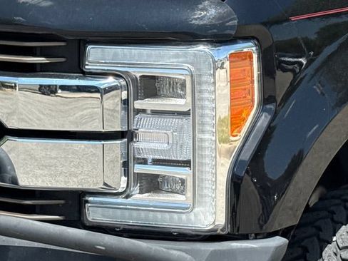 Used 2019 Ford F350 King Ranch w/ King Ranch Ultimate Package AWD/4WD image 4