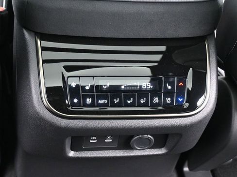 New 2026 INFINITI QX80 Autograph image 16