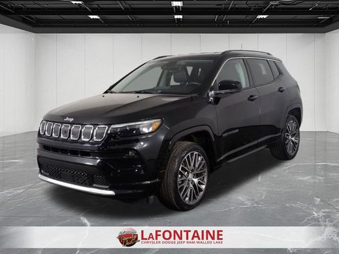 Certified 2022 Jeep Compass Limited w/ Elite Group image 1