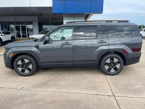 Used 2025 Hyundai Santa Fe SEL image 9