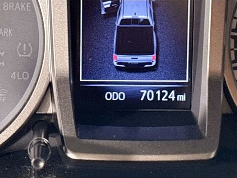 Used 2019 Toyota Tacoma SR5 image 14