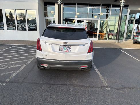 Used 2021 Cadillac XT5 Premium Luxury w/ Platinum Package image 6