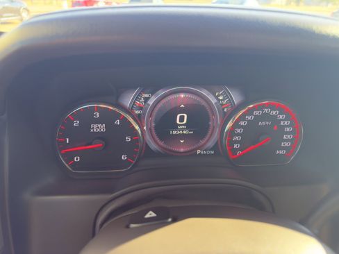 Used 2016 GMC Yukon XL Denali w/ Open Road Package image 21