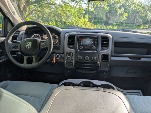 Used 2019 RAM 1500 Express w/ Express Value Package AWD/4WD image 14
