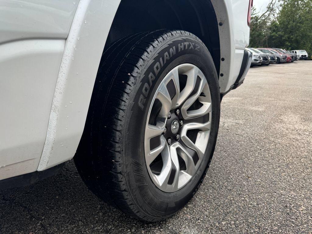 Used 2024 RAM 1500 Limited AWD/4WD image 15