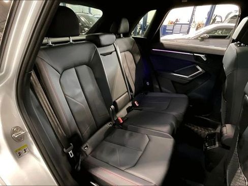 Certified 2025 Audi Q3 2.0T Premium Plus w/ Premium Plus Package image 27