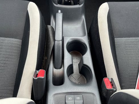 Certified 2022 Nissan Versa SV image 20