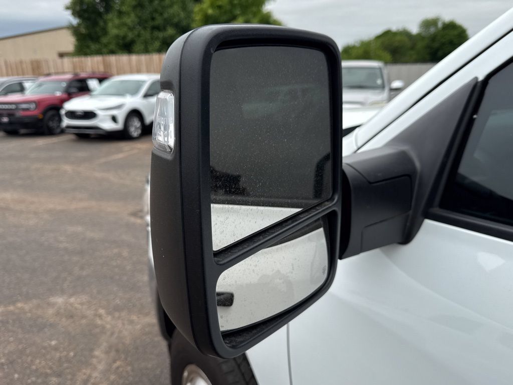 Used 2024 RAM 3500 Tradesman w/ Chrome Appearance Group AWD/4WD image 36