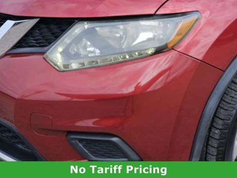 Used 2015 Nissan Rogue SV image 6