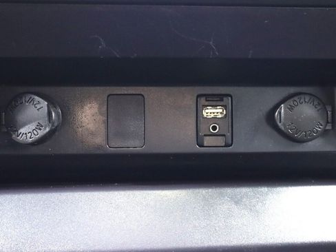 Used 2015 Toyota Tundra SR image 22