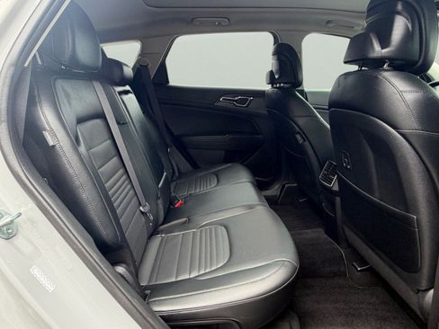Certified 2024 Kia Sportage SX FWD image 16