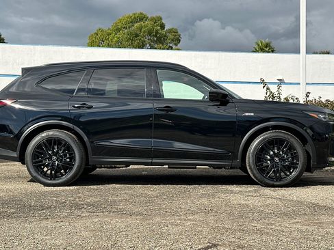 New 2026 Acura MDX A-Spec image 3