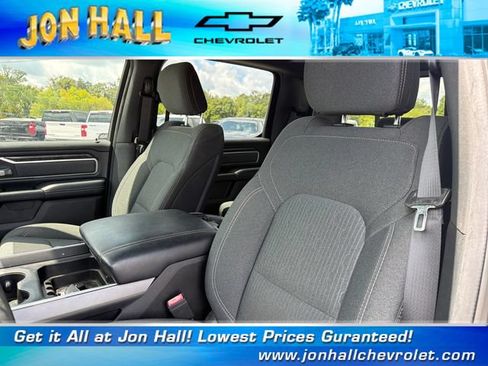Used 2019 RAM 1500 Big Horn AWD/4WD image 18