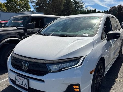 Used 2025 Honda Odyssey Sport-L image 1