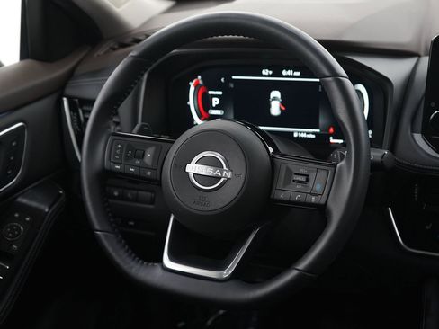 Used 2023 Nissan Rogue Platinum w/ Platinum Premium Package AWD/4WD image 15