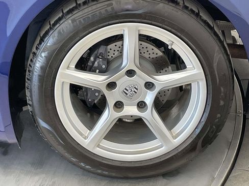 Certified 2023 Porsche 718 Boxster RWD image 12