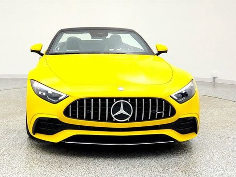 Used 2023 Mercedes-Benz SL 43 AMG image 2
