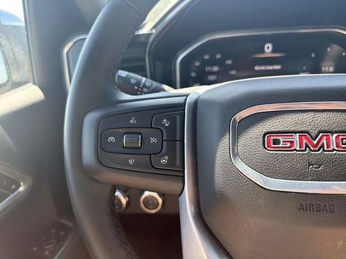 Used 2026 GMC Sierra 1500 SLT AWD/4WD image 15