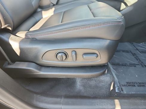 Certified 2023 Chevrolet Traverse RS w/ LPO, Floor Liner Package image 21