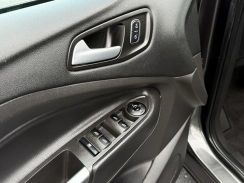 Used 2018 Ford Escape SE AWD/4WD image 12