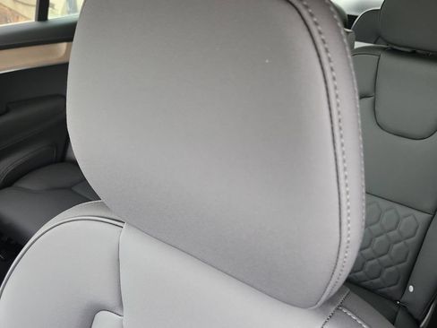 New 2026 Volvo XC90 T8 Plus w/ Protection Package AWD/4WD image 6