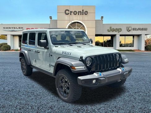 Used 2023 Jeep Wrangler Unlimited w/ Sun & Screen Package AWD/4WD image 1