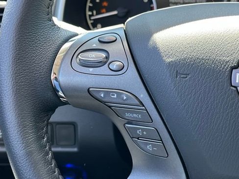 Used 2024 Nissan Murano SV w/ SV Midnight Edition Package image 15