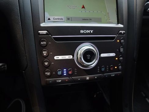 Used 2017 Ford Fusion Titanium FWD image 11