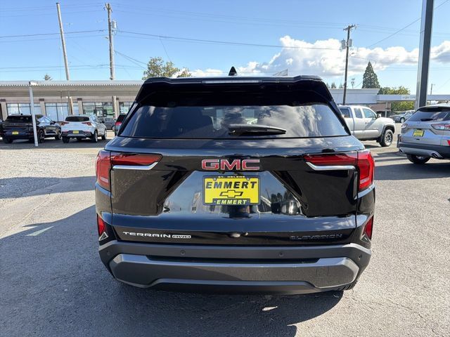 Used 2025 GMC Terrain Elevation AWD/4WD image 4