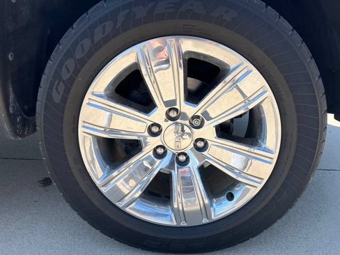 Used 2018 GMC Sierra 1500 SLT w/ Enhanced Driver Alert Package RWD image 8