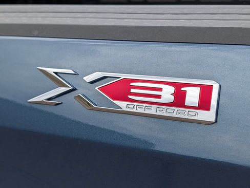 New 2026 GMC Sierra 1500 Elevation w/ Elevation Premium Package AWD/4WD image 29