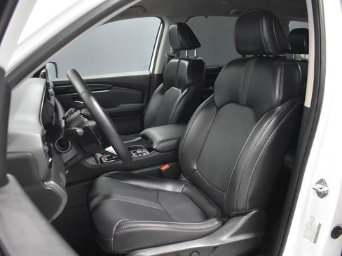 Used 2024 Honda Pilot EX-L image 5
