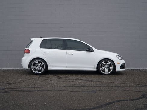 Used 2013 Volkswagen Golf R R image 8