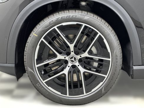 Used 2026 Mercedes-Benz EQE 320+ SUV image 11
