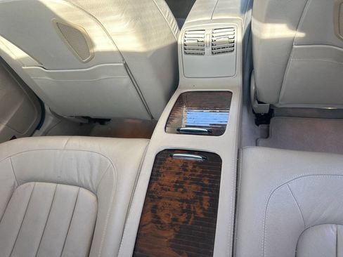 Used 2012 Mercedes-Benz CLS 550 4MATIC image 25