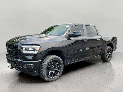 Used 2023 RAM 1500 Laramie AWD/4WD image 3