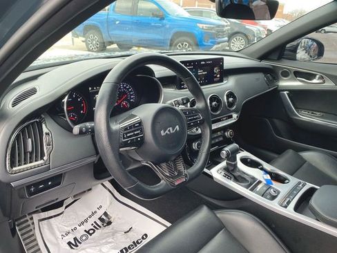 Used 2022 Kia Stinger GT1 image 10