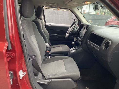 Used 2015 Jeep Patriot Sport w/ Power Value Group AWD/4WD image 19