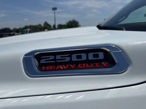Used 2024 RAM 2500 Big Horn AWD/4WD image 7
