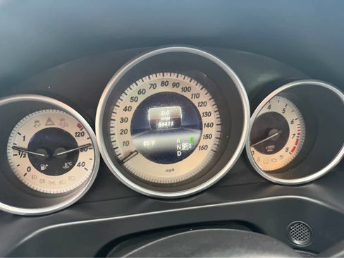 Used 2016 Mercedes-Benz E 350 Sedan image 24
