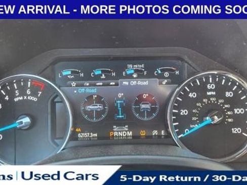 Used 2021 Ford Expedition XLT image 13