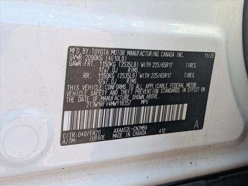 Used 2021 Toyota RAV4 XLE image 25