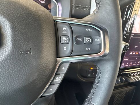 New 2026 RAM 2500 Laramie w/ Night Edition AWD/4WD image 30