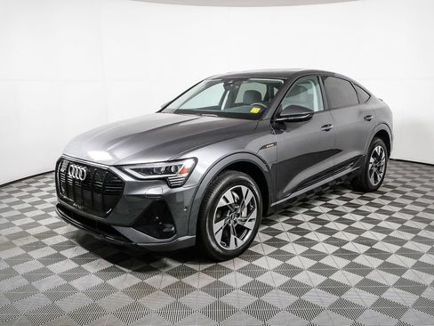Certified 2022 Audi e-tron Premium w/ Convenience Plus Package AWD/4WD image 26