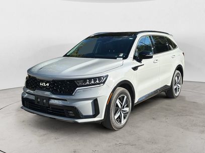 Used 2022 Kia Sorento EX w/ Panoramic Sunroof Package