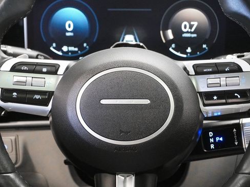 Used 2025 Hyundai Tucson Limited image 21