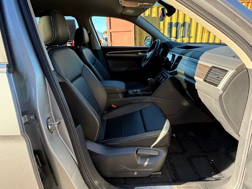 Used 2023 Volkswagen Atlas SE AWD/4WD image 26