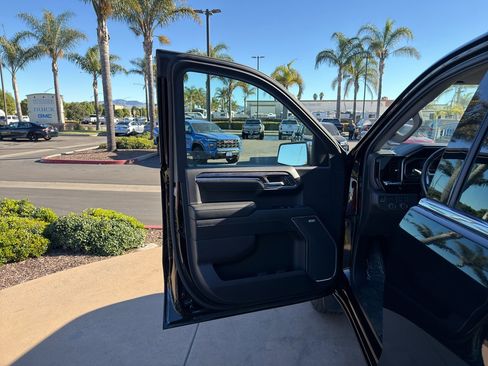 Used 2023 Chevrolet Silverado 1500 LTZ image 11