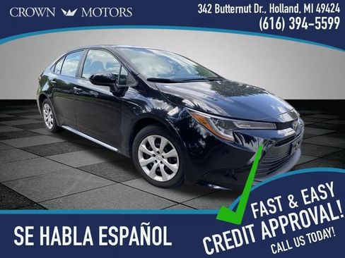 Used 2023 Toyota Corolla LE FWD image 1